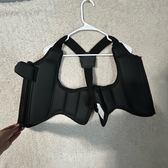 ATA Children’s L Padded Vest Taekwondo Martial Arts Black Sparring Chest Protect - Picture 3 of 13